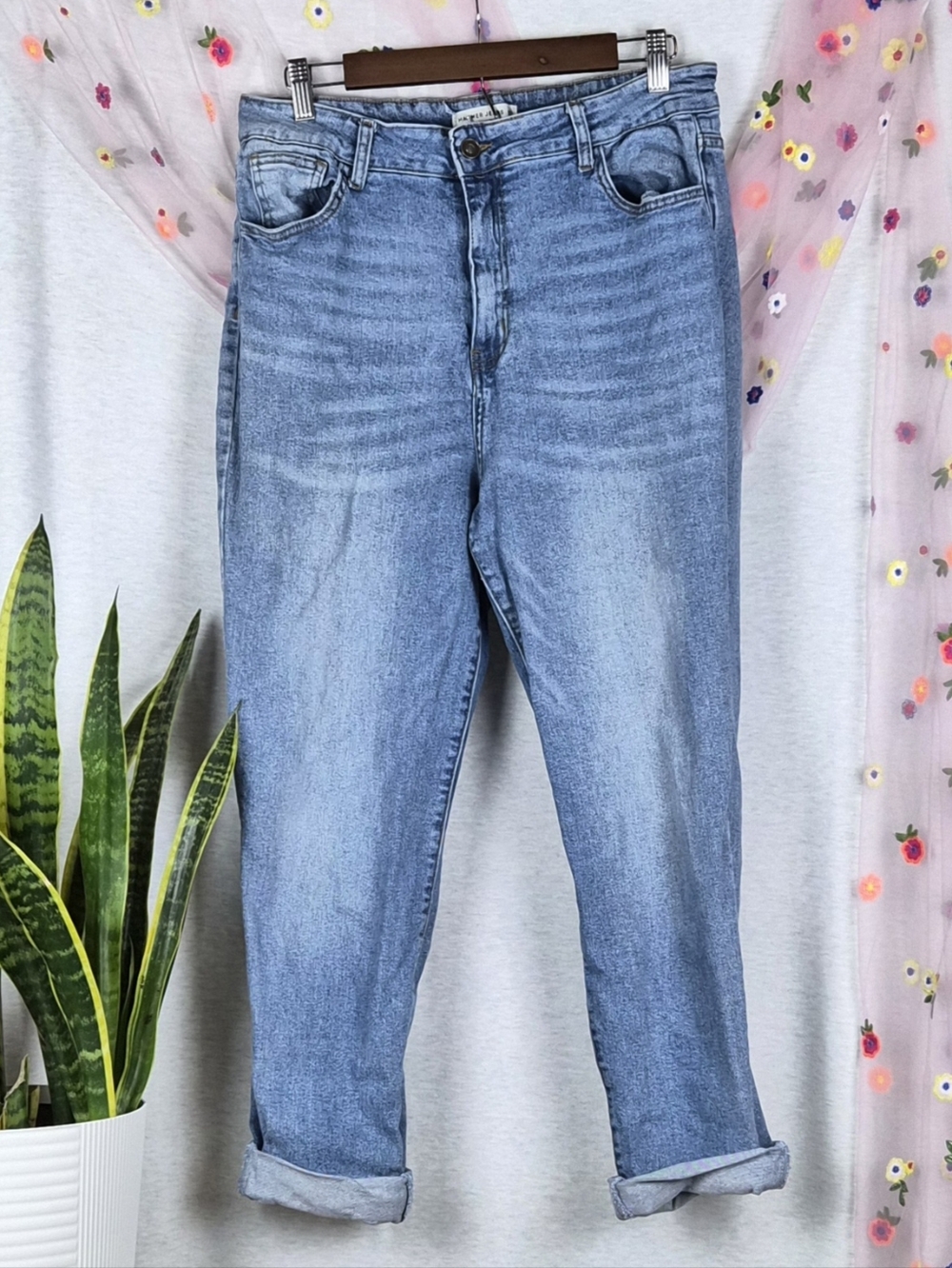 Hammer High Rise Mom Jeans Size 15 Light Wash Cropped Denim